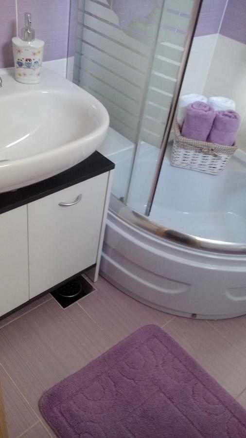 Blue Lagoon Apartament *