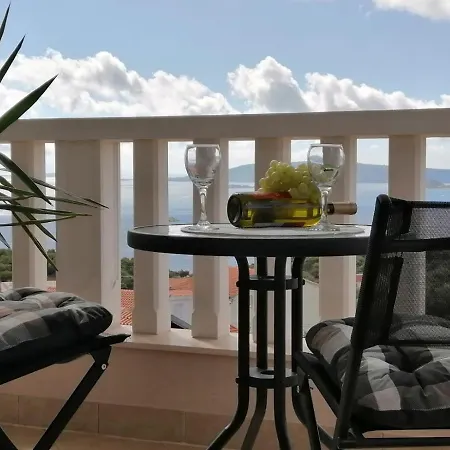 Apartments Blue Lagoon Trogir Exterior photo