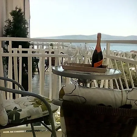 Apartments Blue Lagoon Trogir Exterior photo